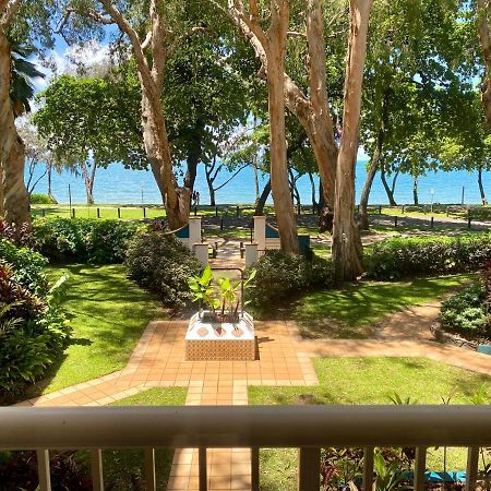Beachview Apartments At Villa Paradiso Palm Cove Exteriör bild