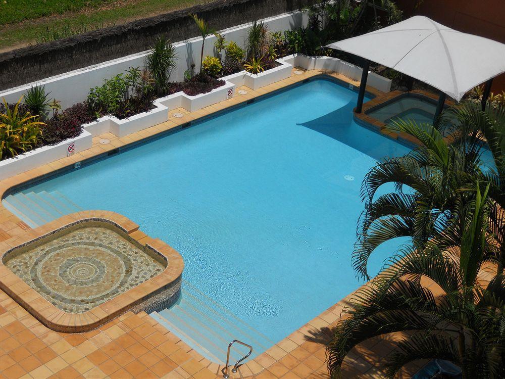 Beachview Apartments At Villa Paradiso Palm Cove Exteriör bild