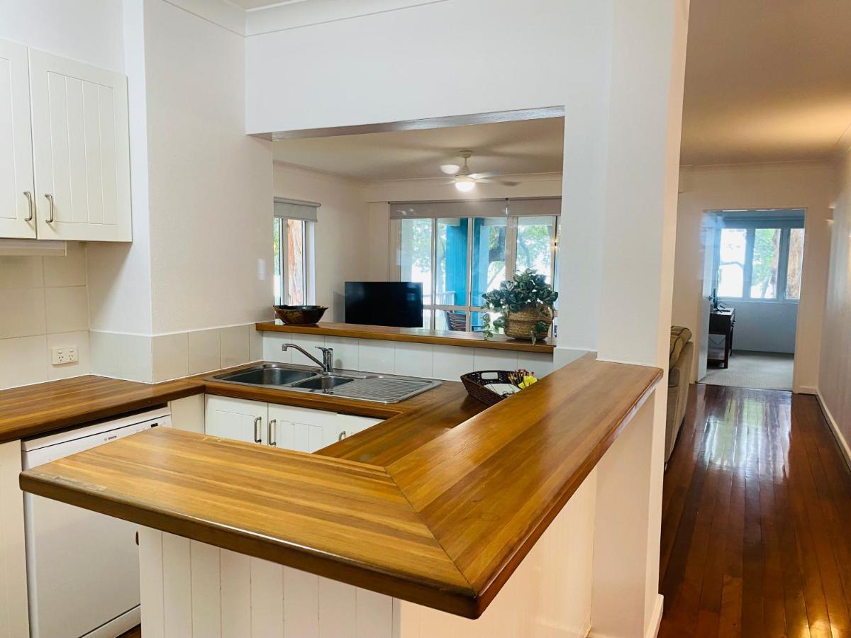 Beachview Apartments At Villa Paradiso Palm Cove Exteriör bild