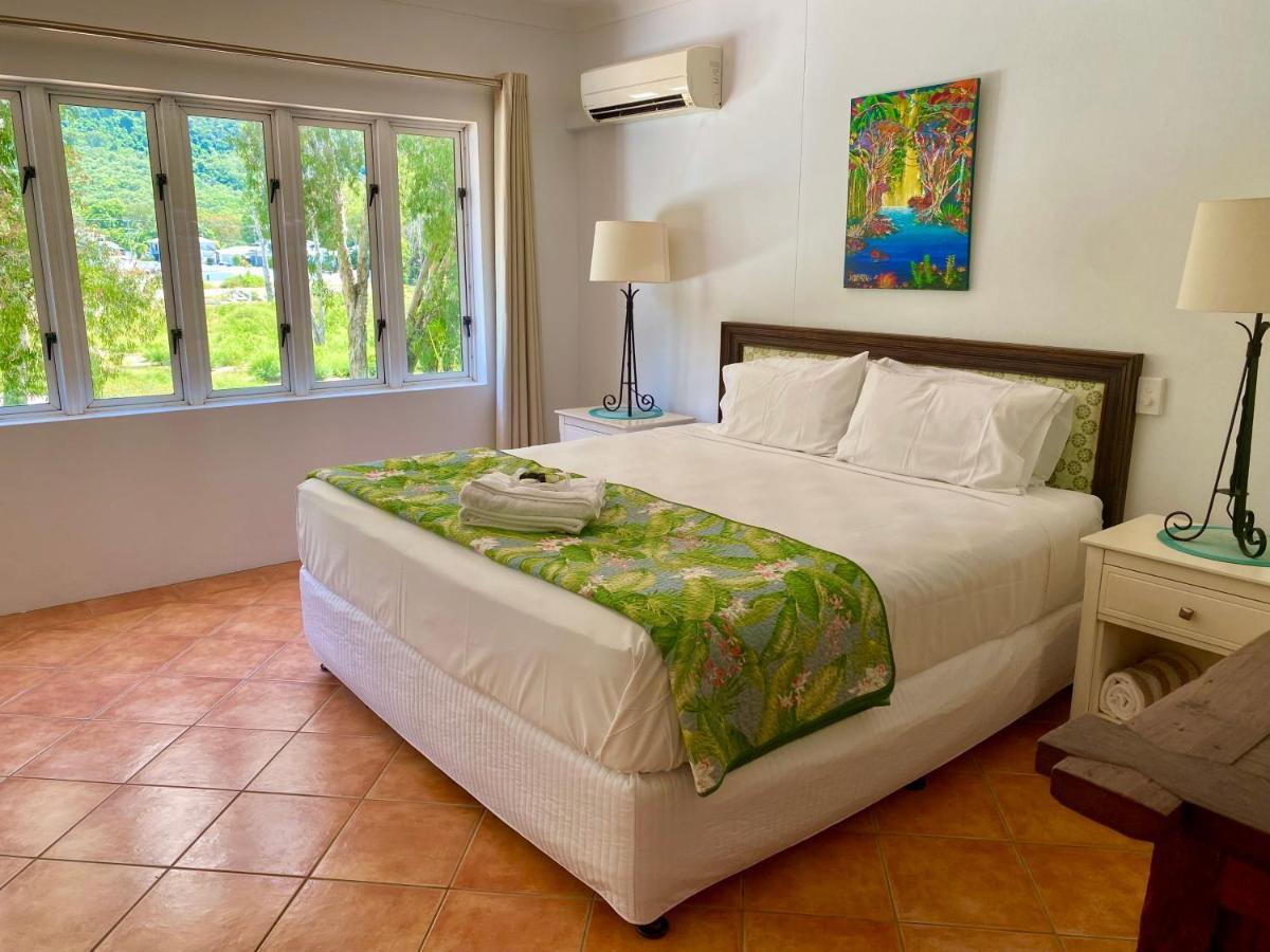 Beachview Apartments At Villa Paradiso Palm Cove Exteriör bild